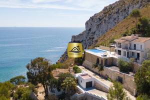 Villa Granadella - Lujo Mediterráneo a Solo 120 Metros del Mar en Jávea, Alicante photo 0
