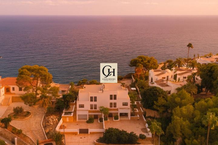 VILLA ANDRAGO BAY · ICONICA RESIDENCIA DE LUJO EN PRIMERA LINEA DE MAR EN MORAIRA photo 0