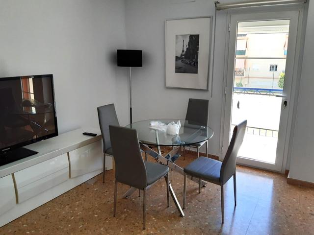 Piso en venta con INQUILINOS, solo para INVERSORES en HUERTA NUEVA, ESTEPONA photo 0