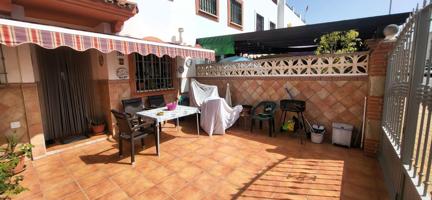 Fantástica Casa de 4 Plantas a solo cinco minutos del centro de Estepona. photo 0