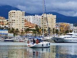 Apartamento Planta Media en Estepona photo 0