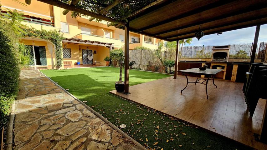 magnifico apartamento en planta baja con gran jardin photo 0