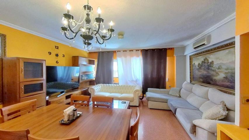 VIVIENDA AMPLIA EN SAN BLAS photo 0