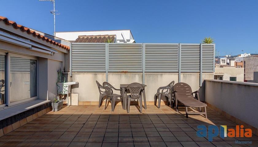 Ático dúplex ¡Oportunidad en Mataró! photo 0