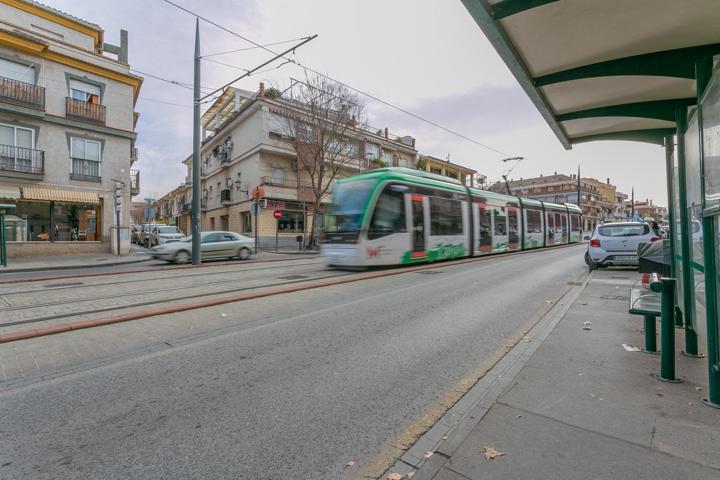 ¡Gran Oportunidad! Piso en Venta en el Centro de Maracena photo 0