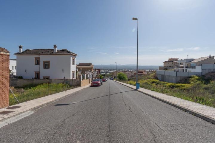 Terreno urbano en Vista Alegre, Peligros photo 0