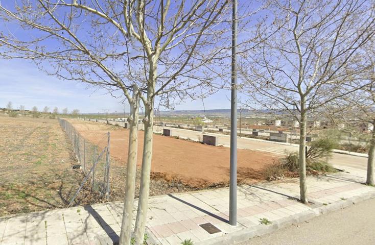 Parcela 306m2, zona nueva Cabanillas photo 0