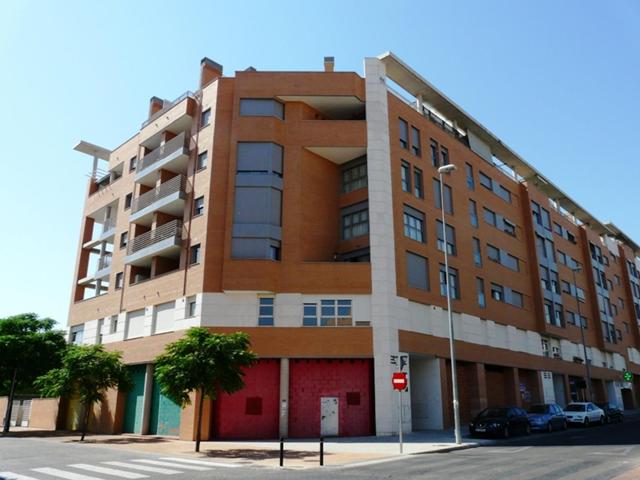 Loft en Clara Campoamor, con garaje y trastero photo 0