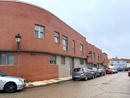 Apartamento con garaje a estrenar - Iriepal photo 0