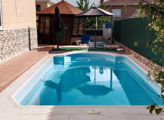 Unifamiliar independiente con piscina - Cabanillas photo 0