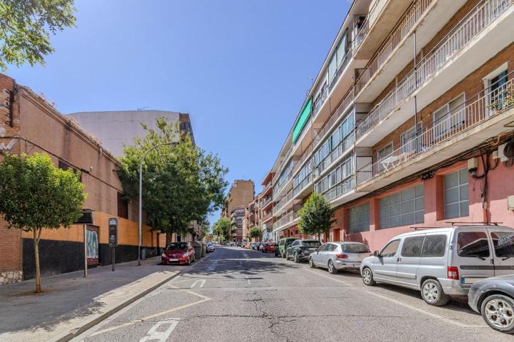 Zona Ferial - 5 habitaciones y 2 baños photo 0