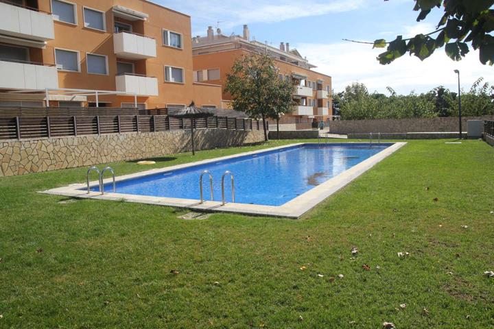 ÁTICO SEMINUEVO CON TERRAZA, PISCINA Y 2 PLAZAS DE PÁRKING. photo 0