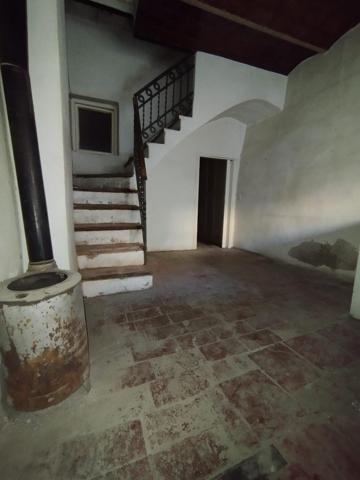 CASA EN EL CENTRO PARA REFORMAR CON TEJADO NUEVO photo 0