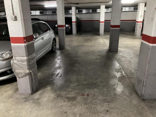 Parking En venta en Centro, Ripollet photo 0