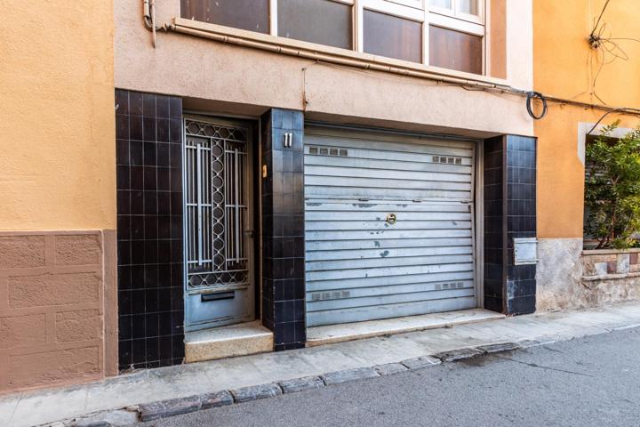 CASA AMB GARATGE I TERRASSA AL CENTRE DE SANT LLORENÇ SAVALL photo 0