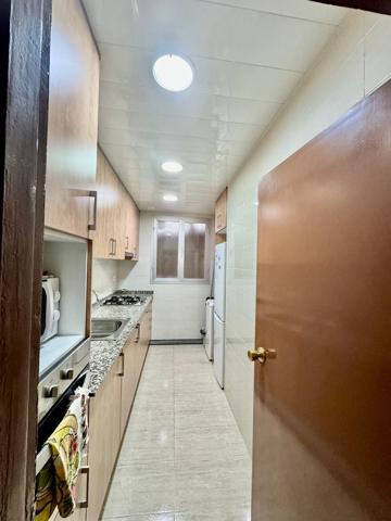 Piso de 75m2 , en Badia del Vallès photo 0
