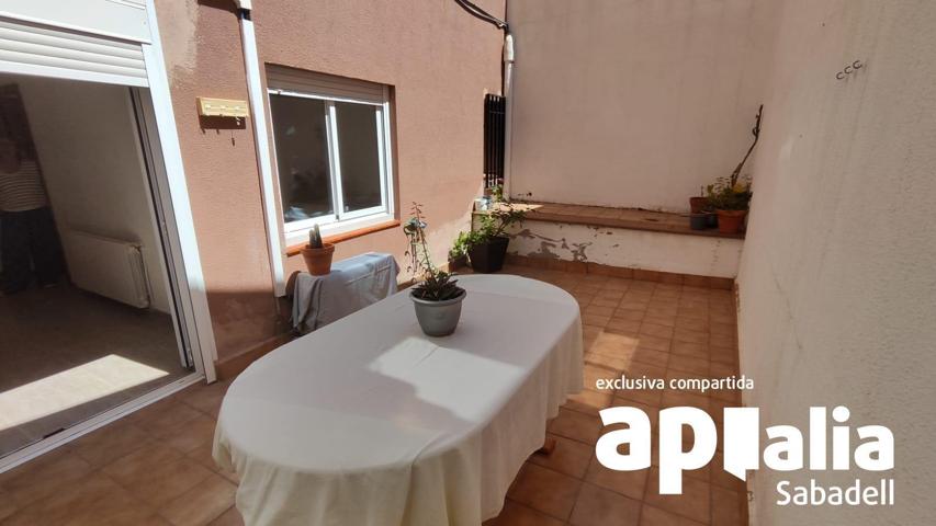 PLANTA BAIXA AMB TERRASSA INTERIOR A PLAÇA USATGES, A 5 MINUTS FGC CREU ALTA photo 0