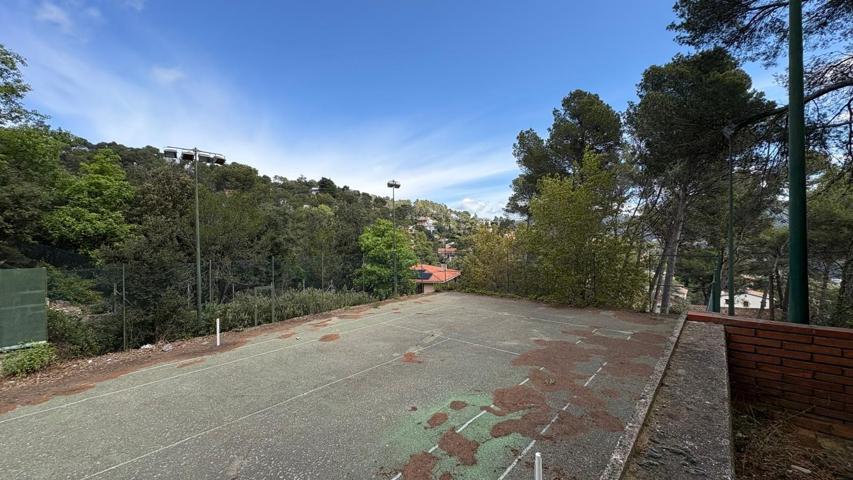 TERRENY URBÀ A SANT FELIU DEL RACÓ photo 0