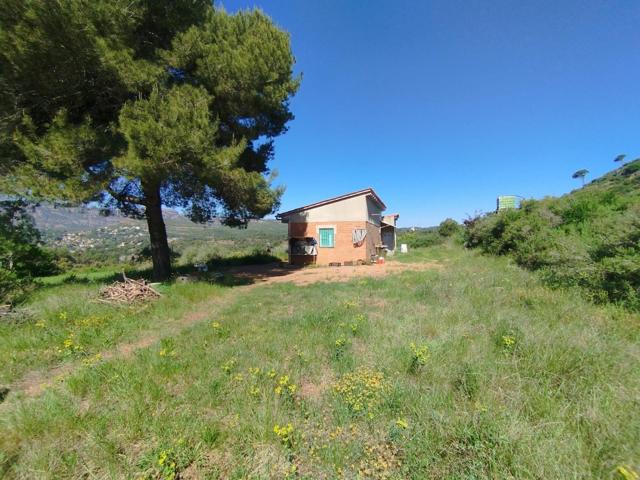 Parcela rústica de 24352m2 con 2 edificaciones en plena naturaleza Sant Llorenç Savall photo 0