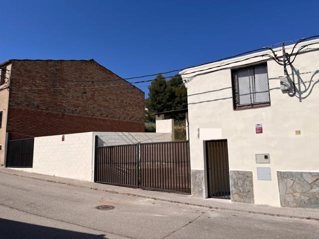 LLOGUER DE TRASTERS A SANT LLORENÇ SAVALL photo 0