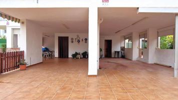 Chalet independiente en la urbanización Rincón del Cesar, Creixell photo 0