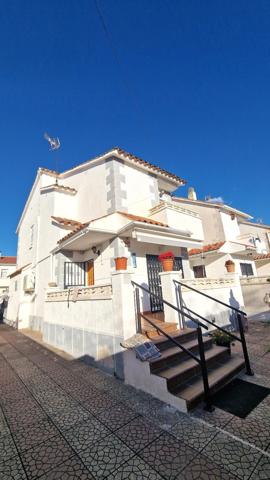 Chalet independiente, muy cerca del mar en urb. Les Sinies, Creixell photo 0