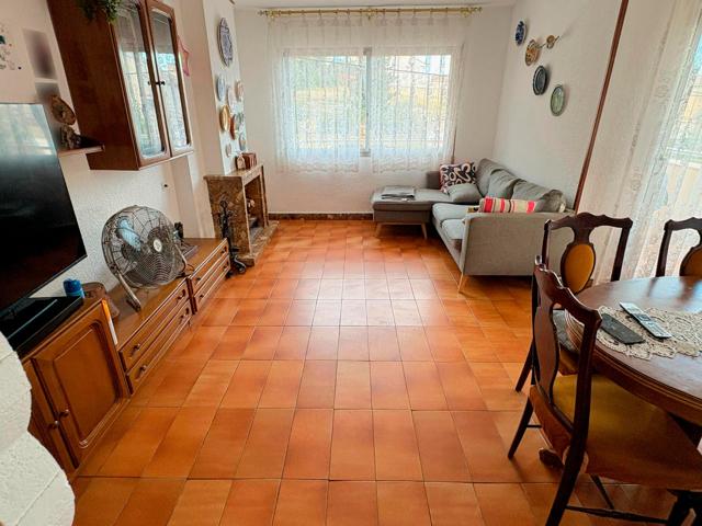 Amplio piso en Creixell - Costa Daurada photo 0