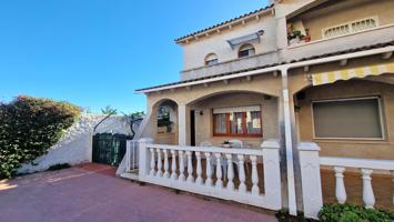 Chalet adosado en Les Sinies, Creixell - Costa Daurada photo 0