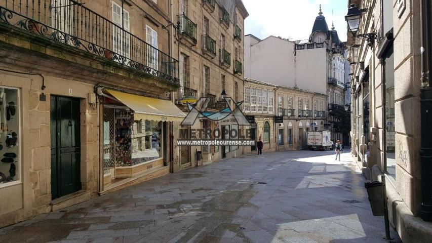 Alquiler local 3 PLANTAS, en pleno centro de la ciudad photo 0