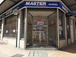 Local acondicionado, excelente situación al lado de la Plaza de la Marina photo 0