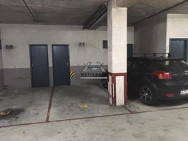 En venta garajes calle San Rosendo con bodega photo 0
