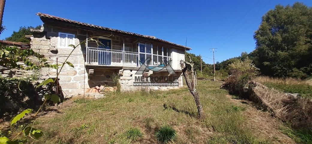 Venta casa en Paderne de Allariz con terreno photo 0