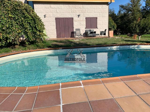 Espectacular chalet en venta, con piscina photo 0