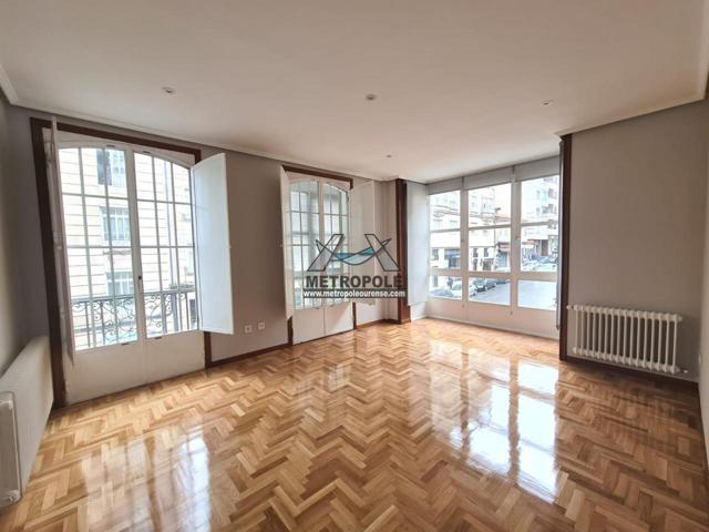Piso en venta zona Puente, con plaza de garaje photo 0
