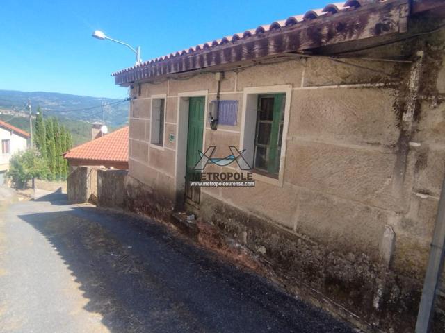 Casa de piedra para rehabitilar con finca Zona Vilariño photo 0