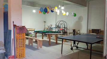 local comercial con muchas posiblidades photo 0