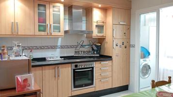 Acogedor apartamento reformado para entrar vivir! photo 0