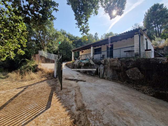 Casa de campo tipo refigio de dos dormitorios con amplia finca cerca de Ourense photo 0
