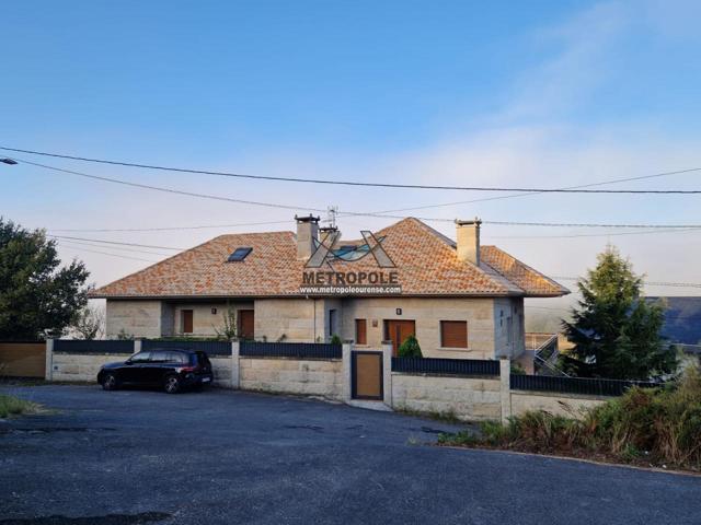 Preciosa casa a las orillas del embalde Cachamuiña photo 0