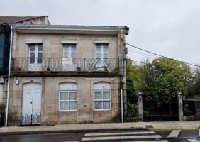 Edificación completa con finca en plena Villa de O Carballiño photo 0