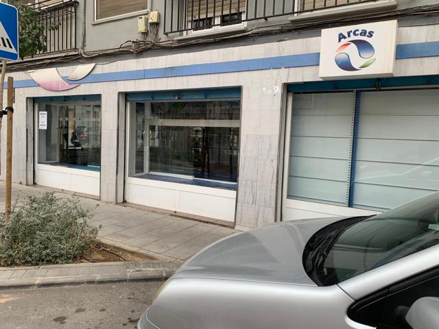 local entre chapi y ALfonso XIII photo 0