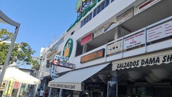 LOCAL COMERCIAL EN C.C. ENTREPLAZAS, TORREMOLINOS photo 0