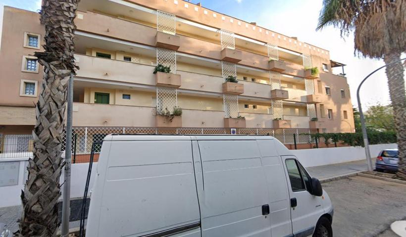 PLAZA DE GARAJE EN LOS MANANTIALES, TORREMOLINOS. photo 0