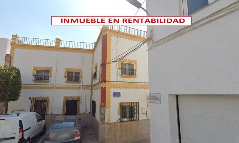 CASA ADOSADA EN PECHINA, ALMERÍA photo 0