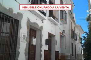 CASA EN EL CENTRO DE GUARO photo 0