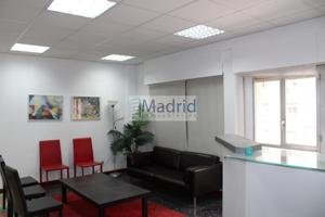 Oficina En venta en Madrid, Madrid photo 0