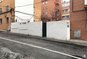 Terreno Urbanizable En venta en 28044, Madrid photo 0
