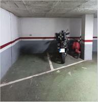 plaza de pk calle numancia 76 para coche pequeño o motos photo 0