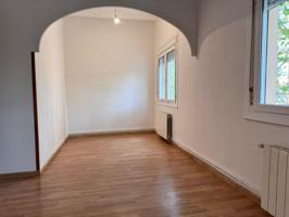 Espectacular piso en venta, en Barcelona zona El Clot, photo 0