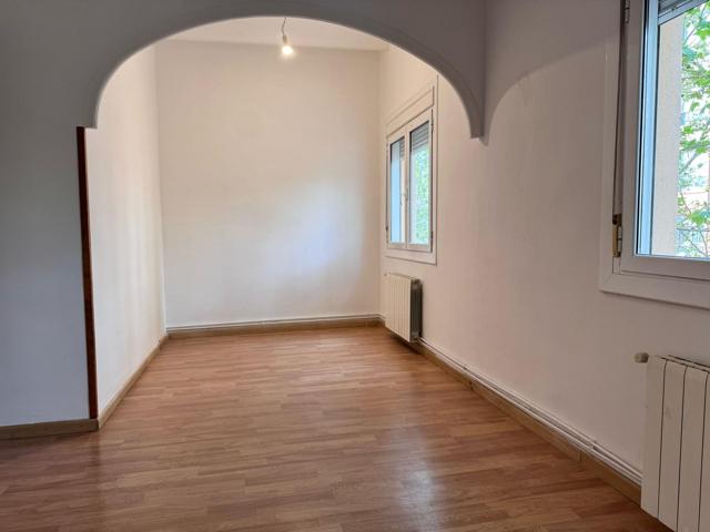 Espectacular piso en venta, en Barcelona zona El Clot, photo 0
